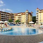 George - 3 Pools, 2 Bedrooms & 2 Bathrooms Apartment Slantschew brjag