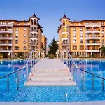 George - 3 Pools, 2 Bedrooms & 2 Bathrooms Apartment Slantschew brjag