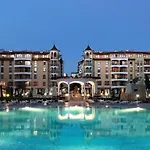 George - 3 Pools, 2 Bedrooms & 2 Bathrooms *
