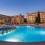 George - 3 Pools, 2 Bedrooms & 2 Bathrooms * Slantschew brjag
