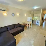 Apartment George - 3 Pools, 2 Bedrooms & 2 Bathrooms