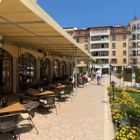 Apartment George - 3 Pools, 2 Bedrooms & 2 Bathrooms