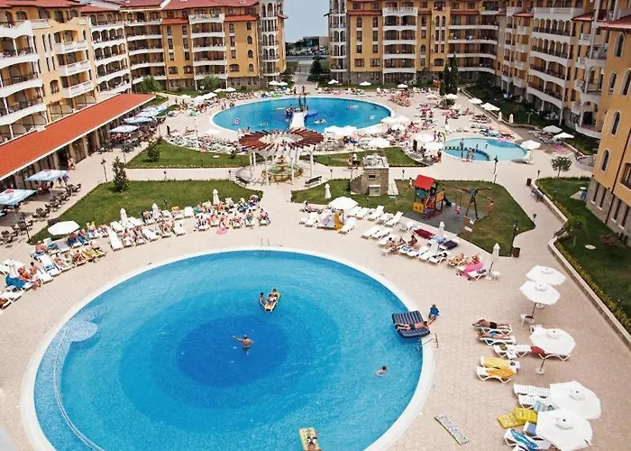 George - 3 Pools, 2 Bedrooms & 2 Bathrooms Lejlighed Sunny Beach