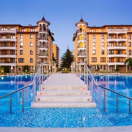 George - 3 Pools, 2 Bedrooms & 2 Bathrooms Appartamento Sunny Beach