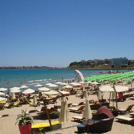 George - 3 Pools, 2 Bedrooms & 2 Bathrooms