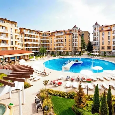 Appartement George - 3 Pools, 2 Bedrooms & 2 Bathrooms *