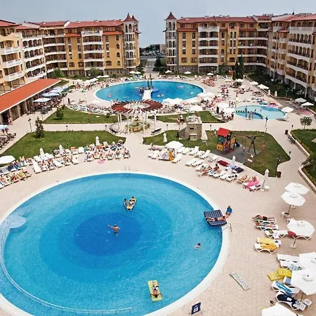George - 3 Pools, 2 Bedrooms & 2 Bathrooms Appartement Sunny Beach