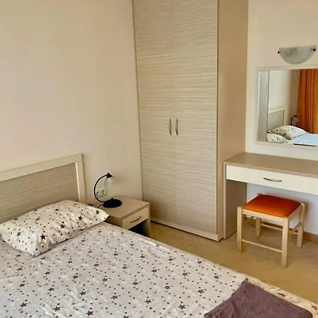 George - 3 Pools, 2 Bedrooms & 2 Bathrooms