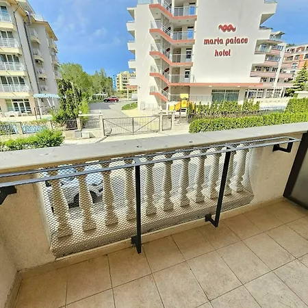 George - 3 Pools, 2 Bedrooms & 2 Bathrooms דירה *
