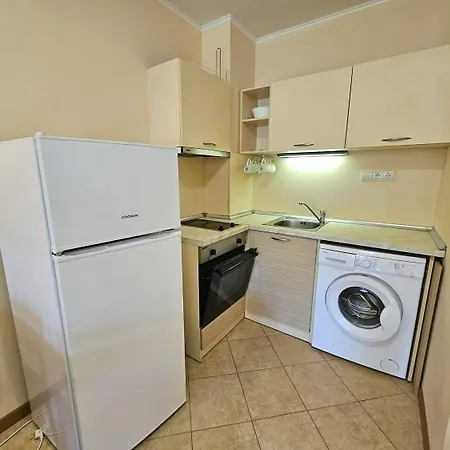 דירה George - 3 Pools, 2 Bedrooms & 2 Bathrooms *