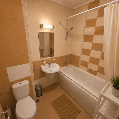 George - 3 Pools, 2 Bedrooms & 2 Bathrooms *