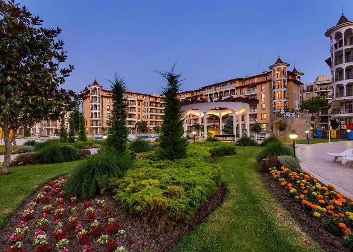 아파트 George - 3 Pools, 2 Bedrooms & 2 Bathrooms 써니비치