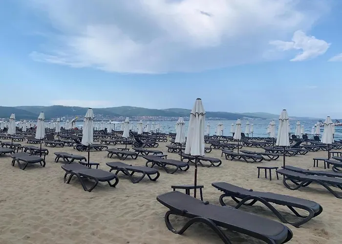 George - 3 Pools, 2 Bedrooms & 2 Bathrooms 아파트