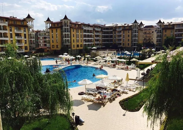 George - 3 Pools, 2 Bedrooms & 2 Bathrooms *