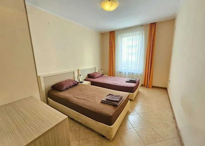 George - 3 Pools, 2 Bedrooms & 2 Bathrooms 아파트 *