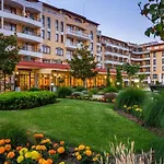 George - 3 Pools, 2 Bedrooms & 2 Bathrooms * Sunny Beach