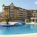 George - 3 Pools, 2 Bedrooms & 2 Bathrooms * Sunny Beach