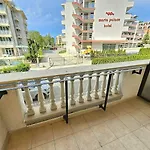 George - 3 Pools, 2 Bedrooms & 2 Bathrooms Lejlighed *